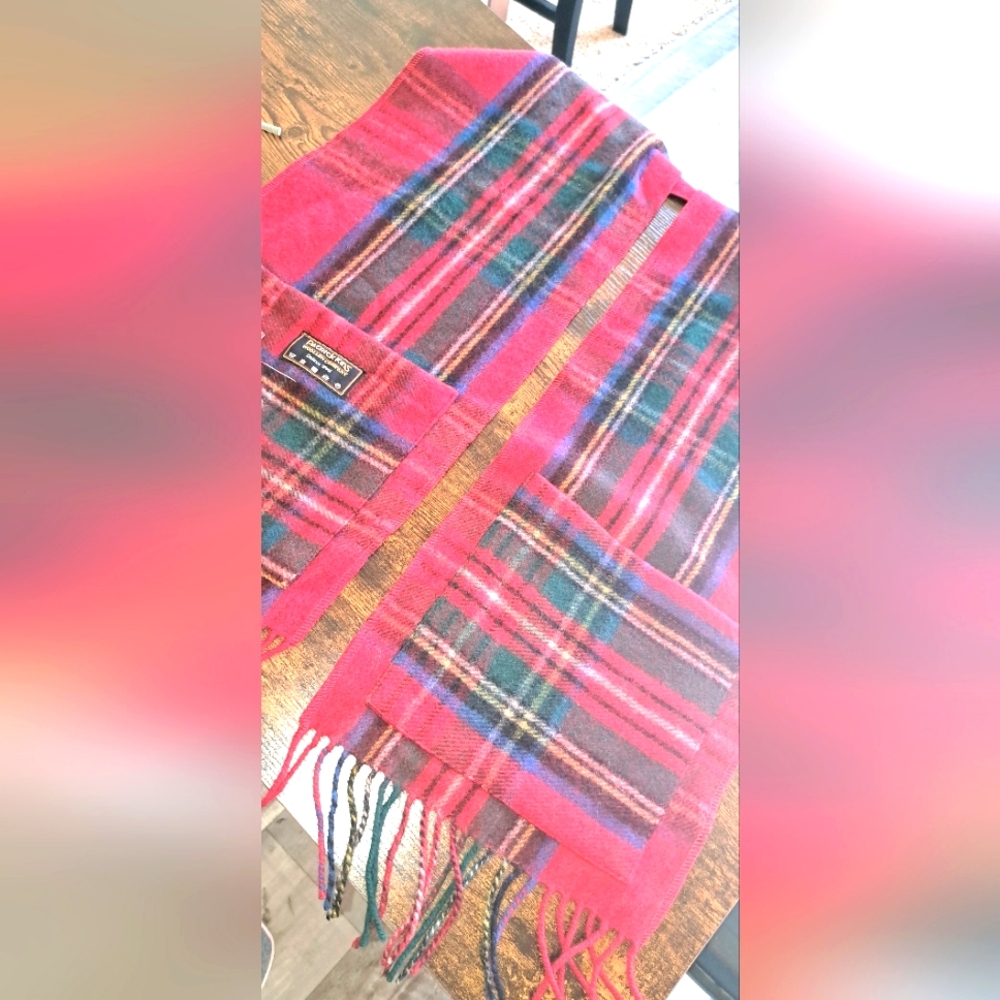 Patrick King Woolen Company Pocket Scarf Tartan Plaid Fringe Merino Wool New